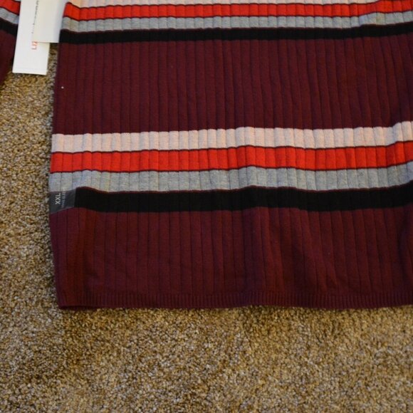 Liz Claiborne Women's Plus Size 2X long-sleeve Lightweight Crew Neck Sweater. - Picture 8 of 8